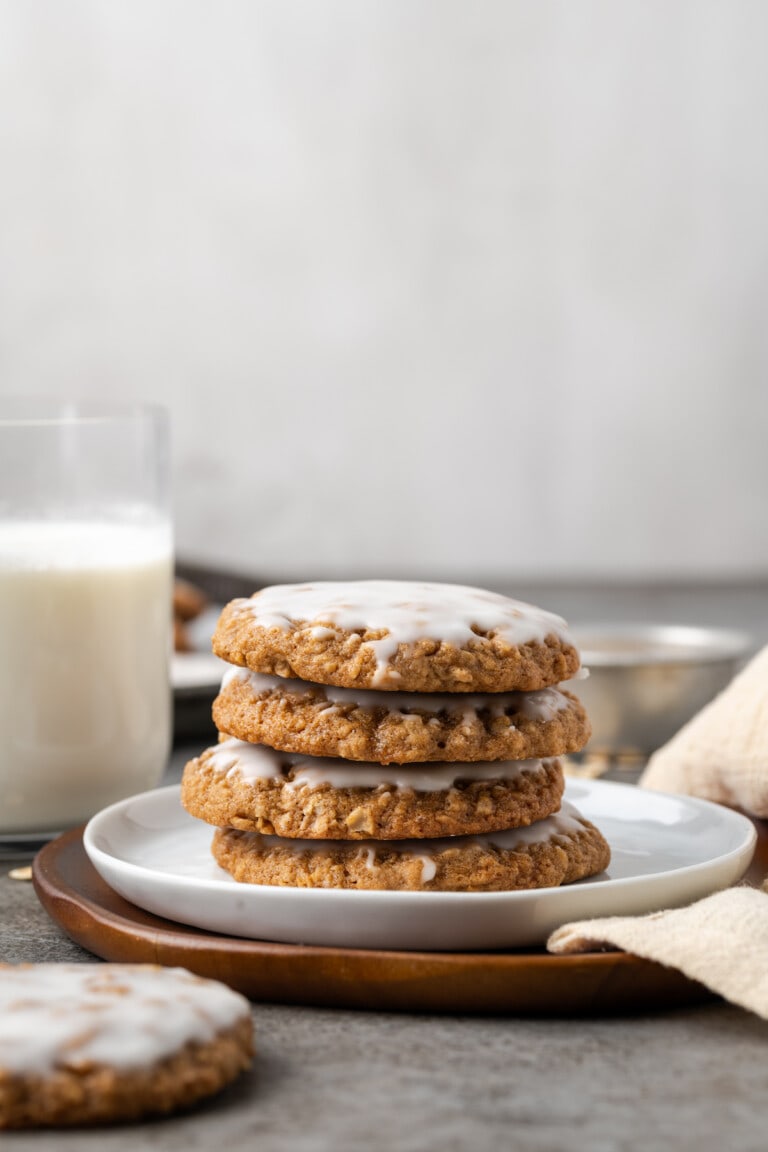 Iced oatmeal cookie
