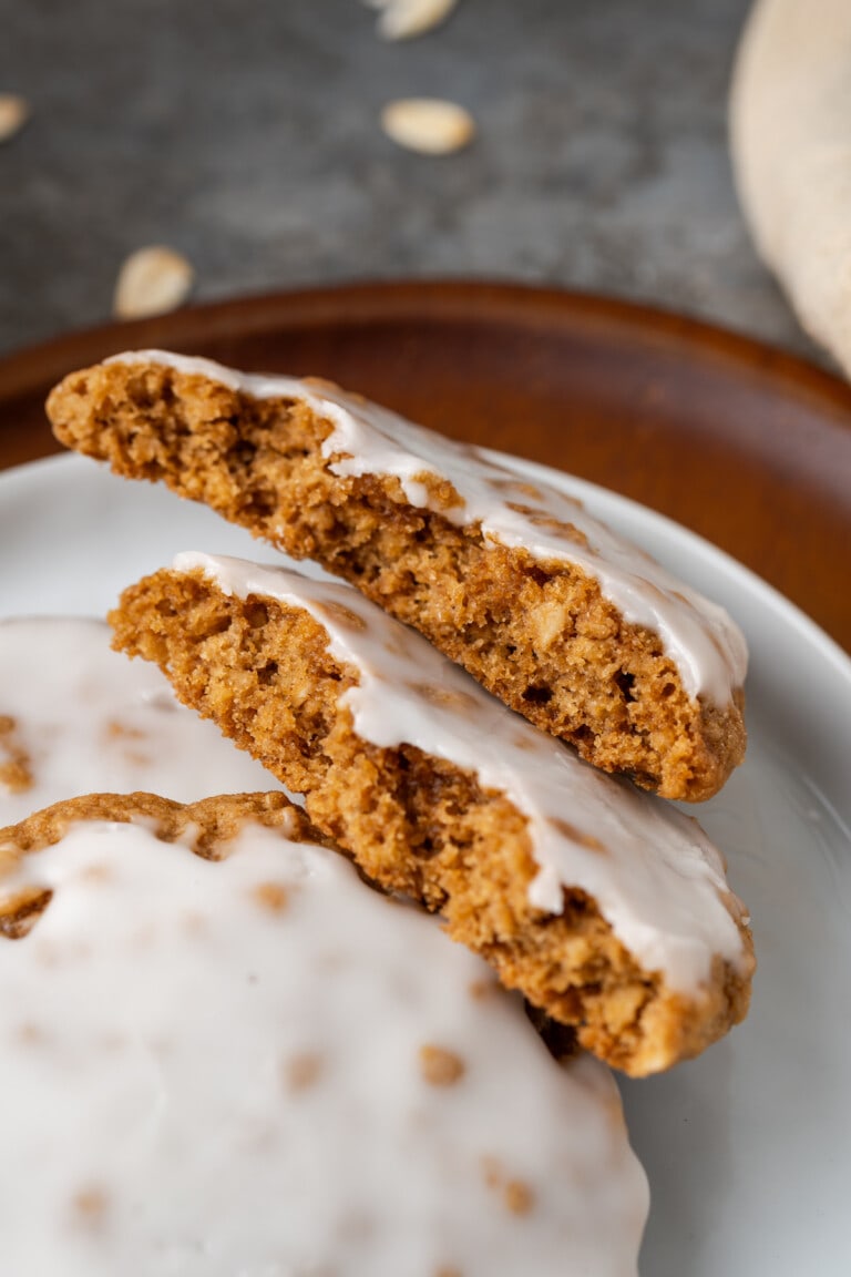 Iced oatmeal cookie 6 pack