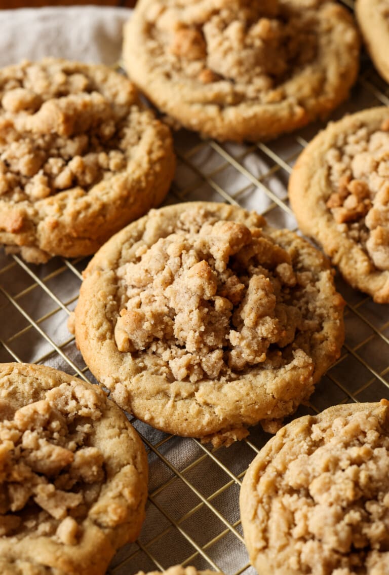 Coffee cake cookie